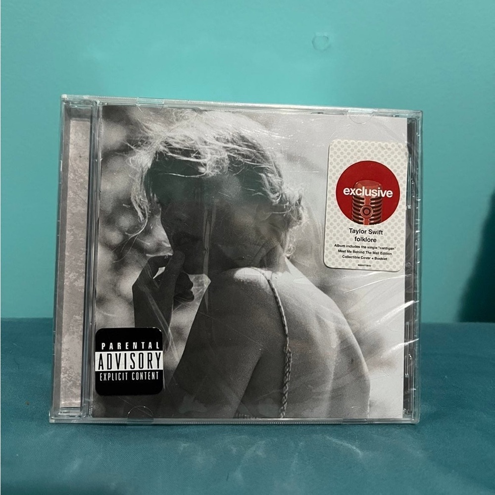 Folklore "meet me behind the mall" edition Taylor Swift CD